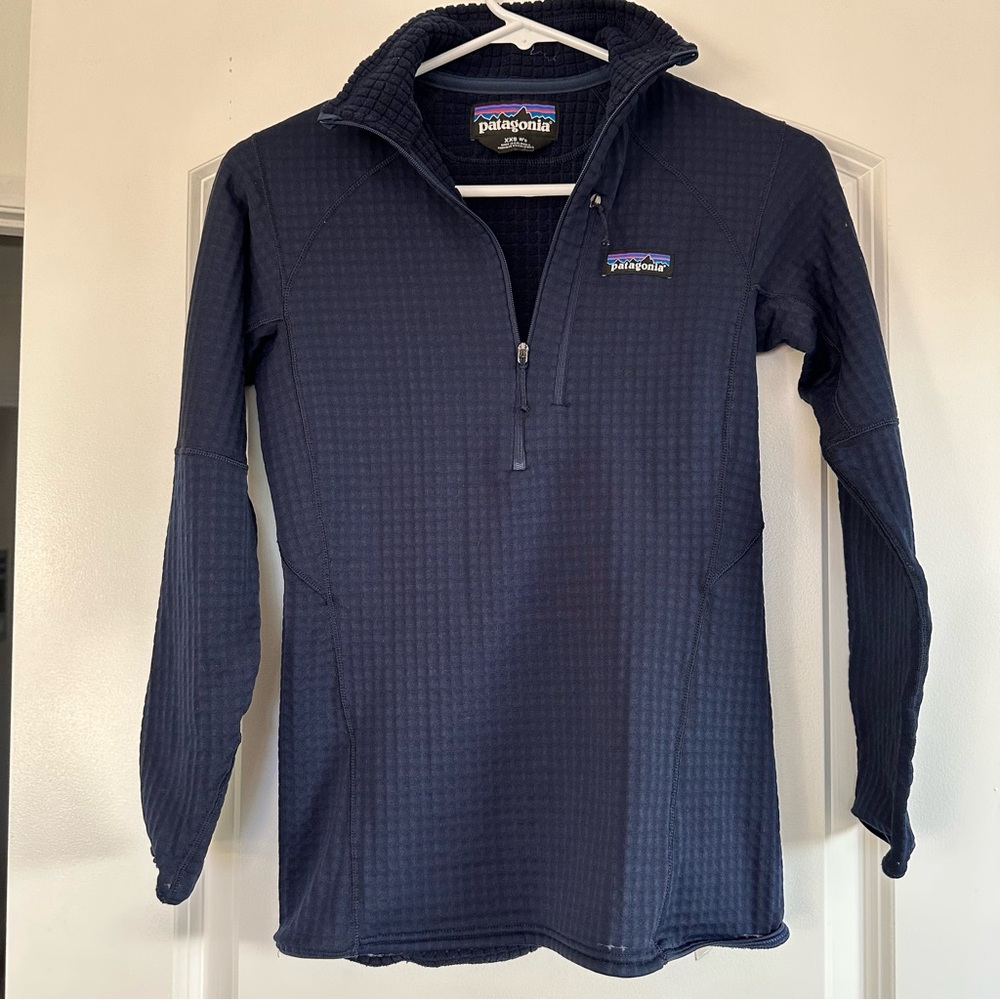 Patagonia Women's Dark Navy Quarter-Zip Pullover